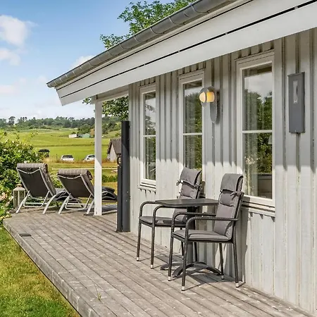Amazing In With Four Bedrooms